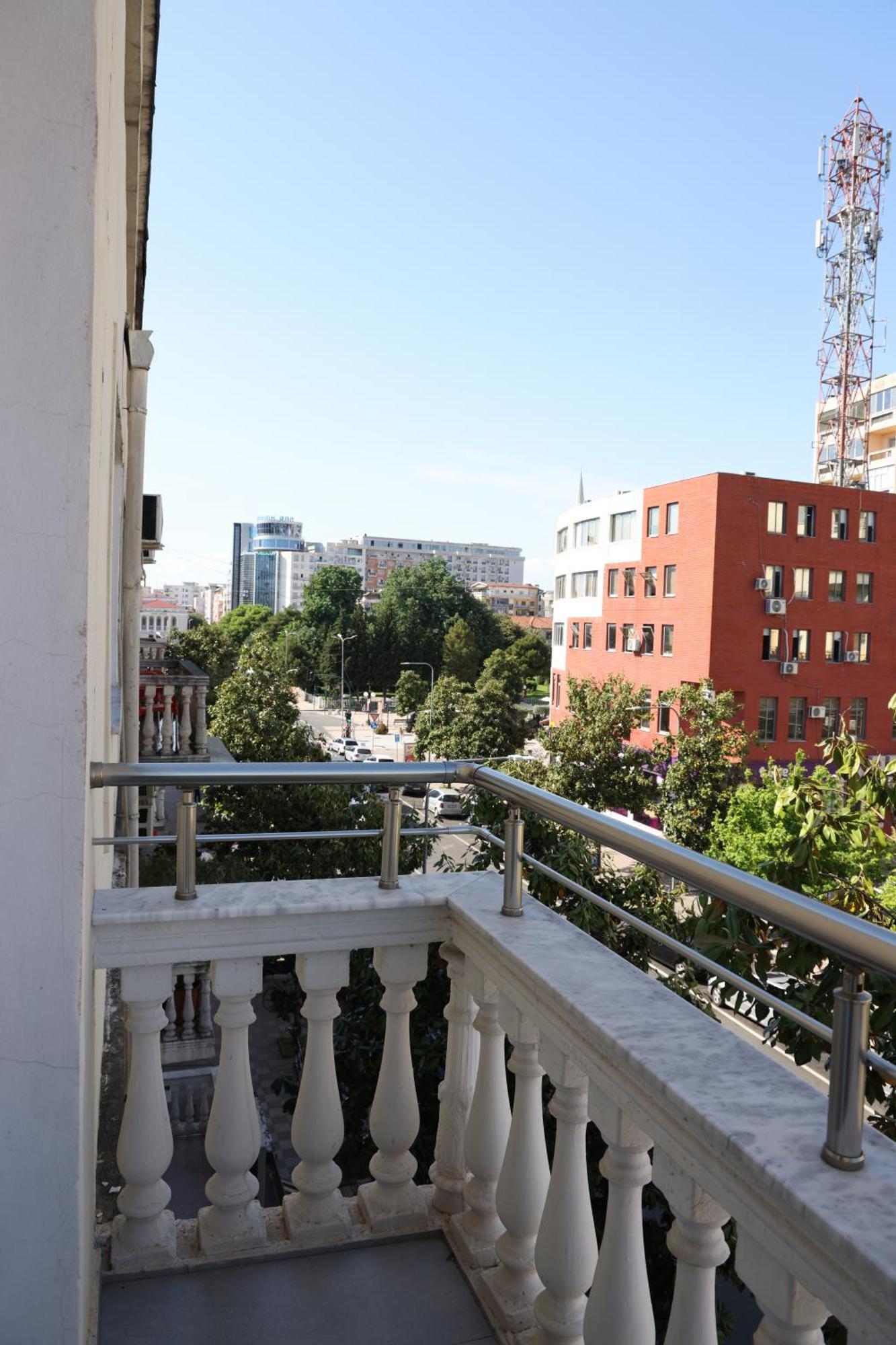 Sol Hotel ชโคเดอร์ ภายนอก รูปภาพ